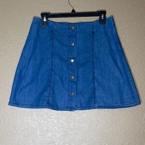 Coco + Jameson skirt size M NWT